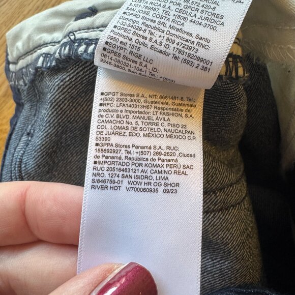 Old Navy High Rise Wow Shorts Dark Wash Size 8 - Picture 9 of 12